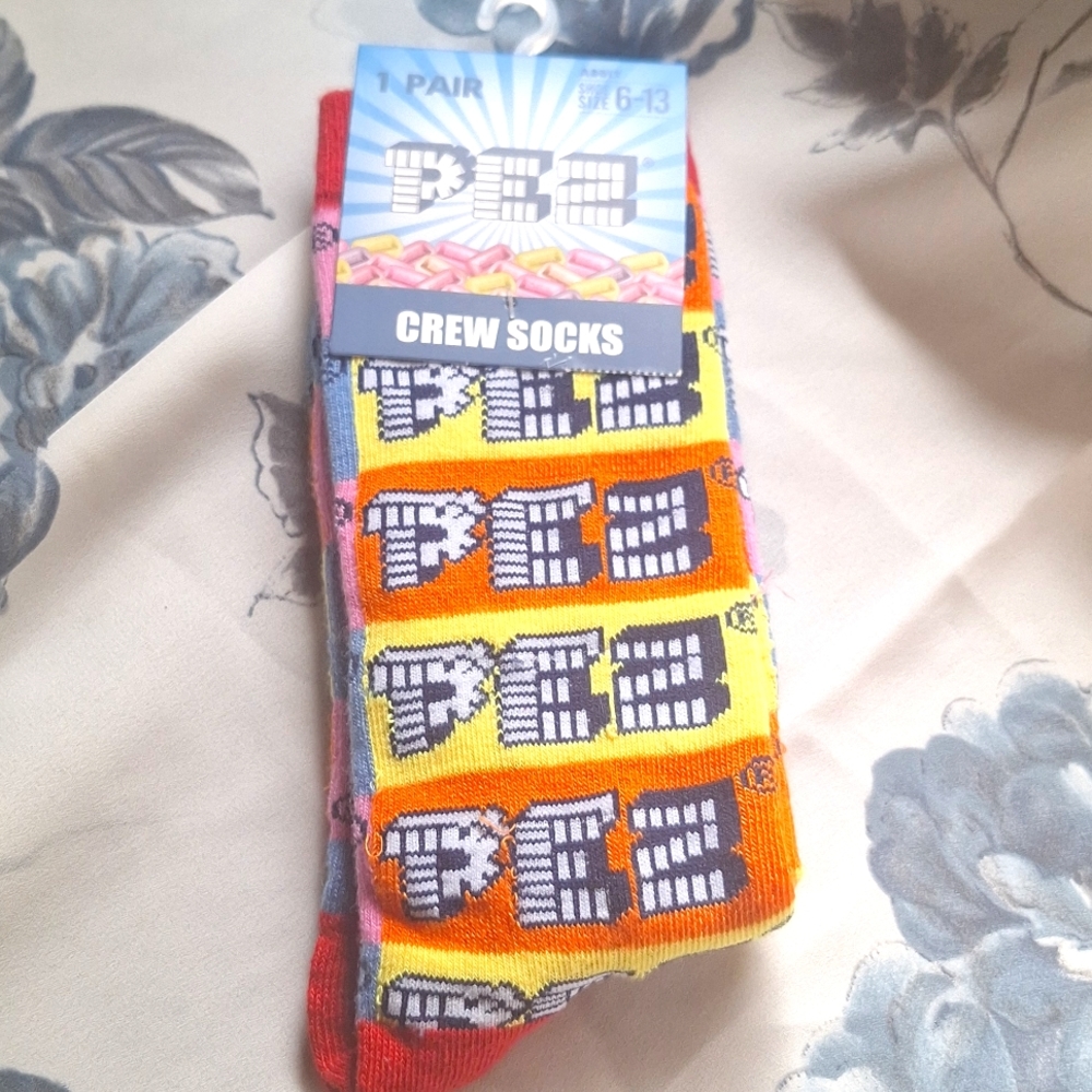 Pez Socks